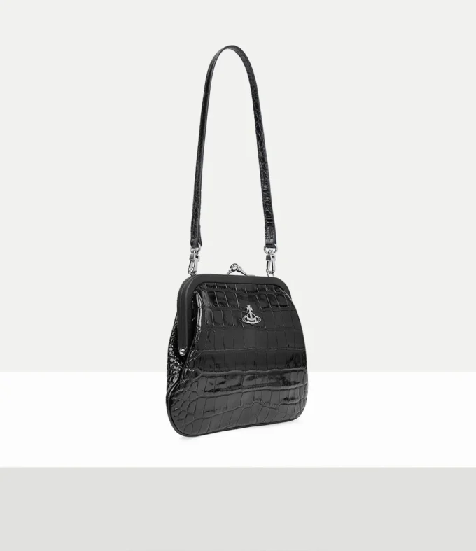 Vivienne’s Clutch